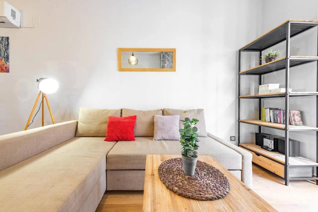 Cozy Flat With Common Pool & Parking - Center By Rems Apartment Malaga Spain