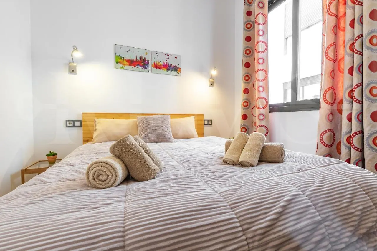 Cozy Flat With Common Pool & Parking - Center By Rems Apartment Malaga