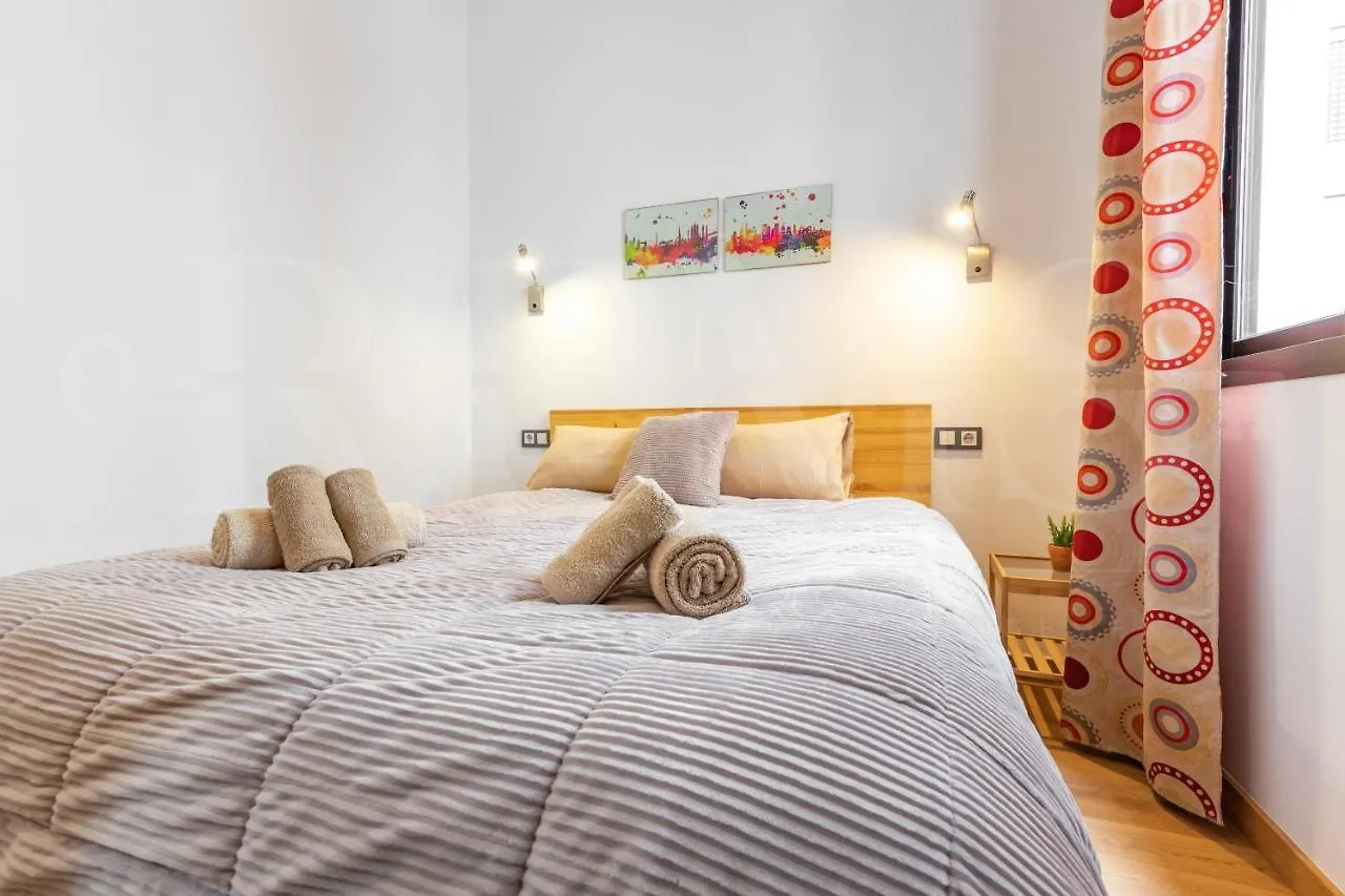 Cozy Flat With Common Pool & Parking - Center By Rems Apartment Malaga Spain