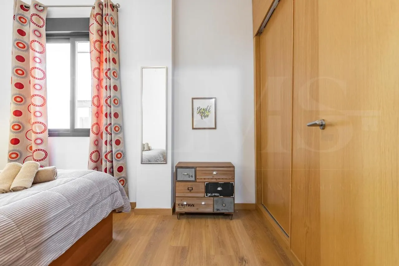 Cozy Flat With Common Pool & Parking - Center By Rems Apartment Malaga Spain