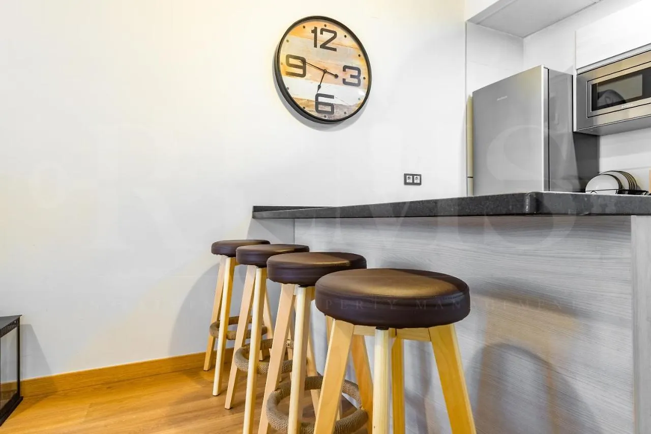 Cozy Flat With Common Pool & Parking - Center By Rems Apartment Malaga