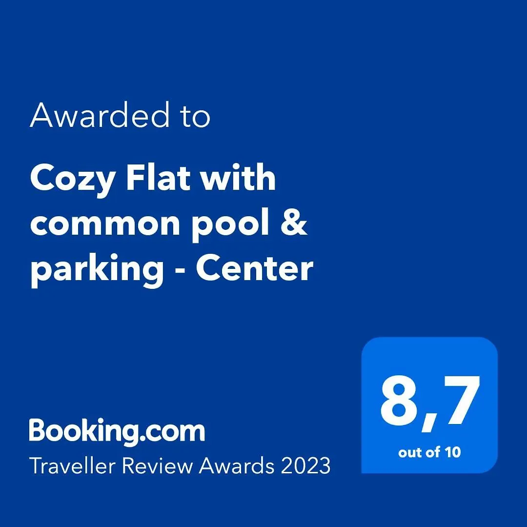 Cozy Flat With Common Pool & Parking - Center By Rems Apartment Malaga Spain
